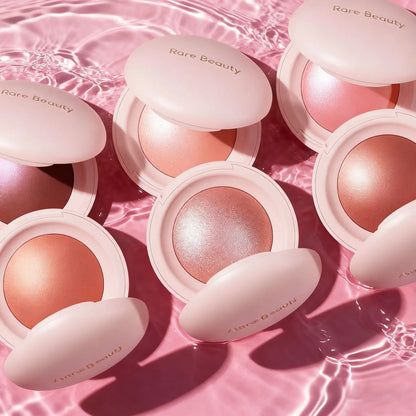 Rare Beauty ソフトピンチ ルミナス パウダーブラッシュ