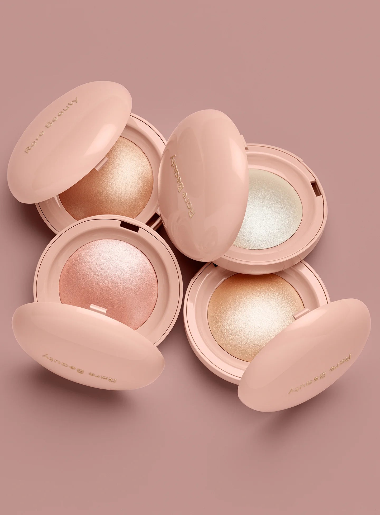 Rare Beauty ポジティブ ライト シルキー タッチ ハイライター